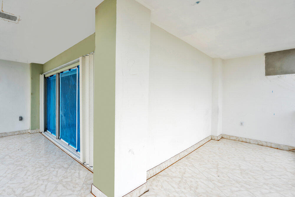 ARLEN HOUSE WEST CONDO - Residential