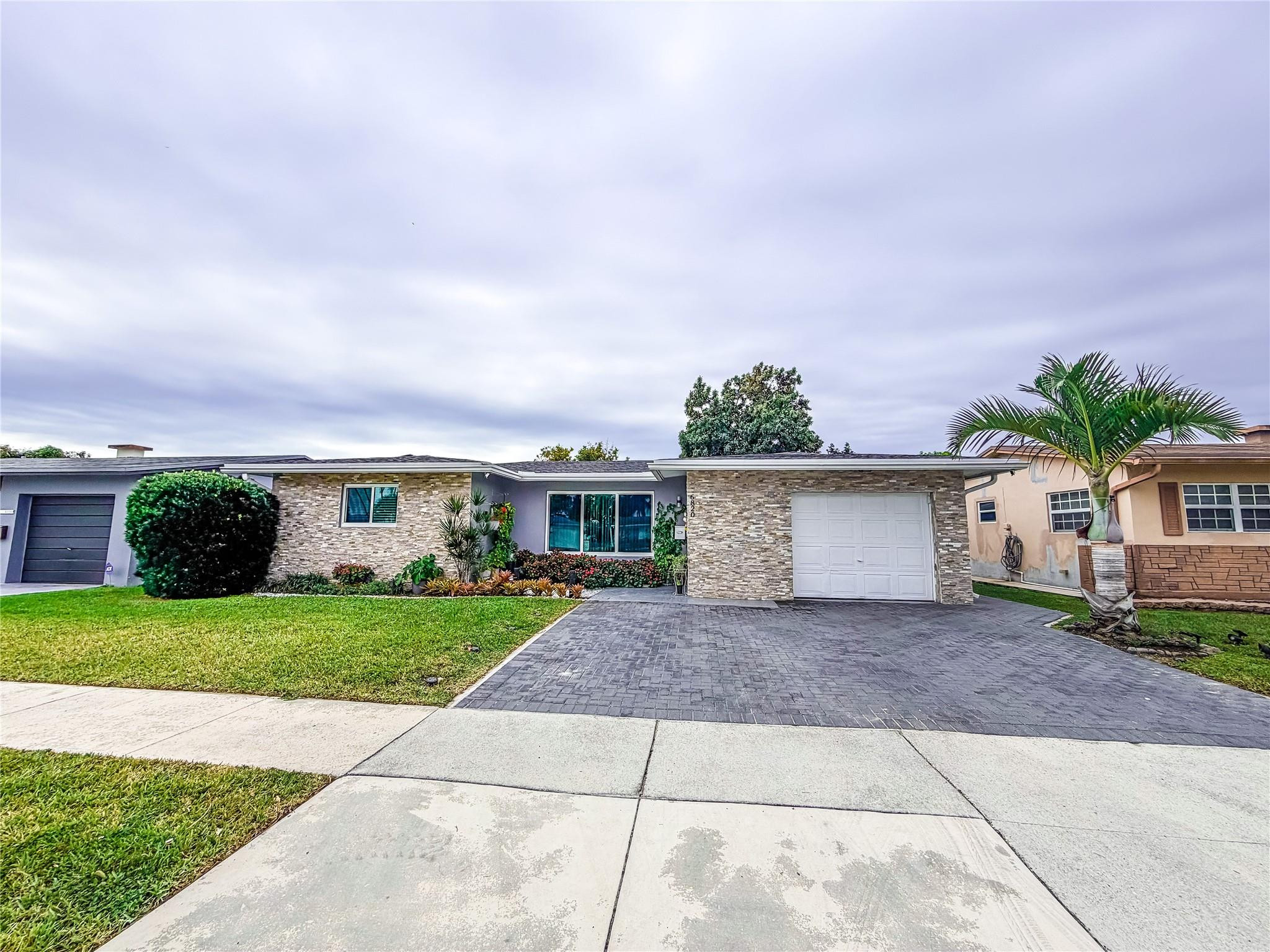 Paradise Gardens Sec 1 69 - Residential