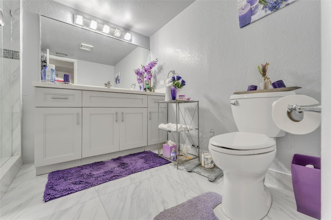 Bonaire at Woodmont Condo - Residential