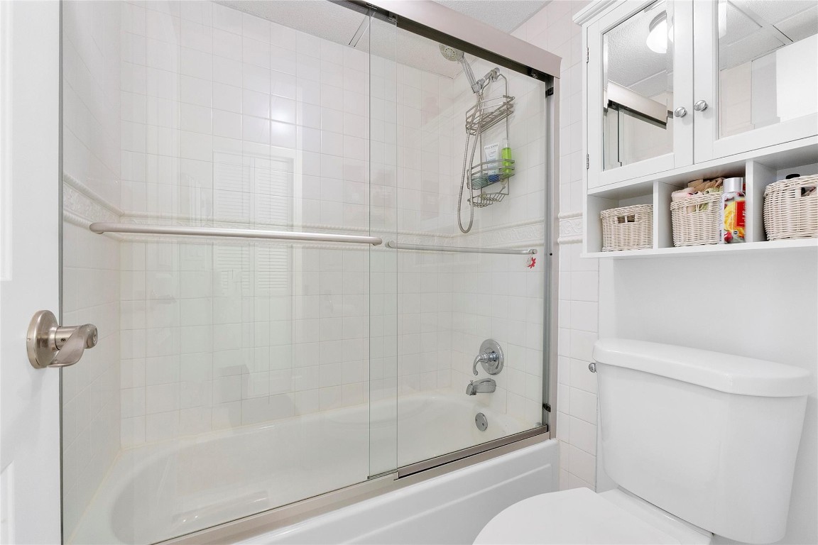 ORIOLE GOLF & TENNIS CLUB - Residential