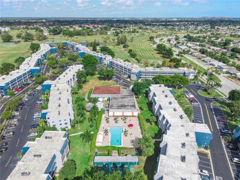 Tiny photo for 7807 Golf Circle Drive #211, Margate, FL 33063 (MLS # F10538130)