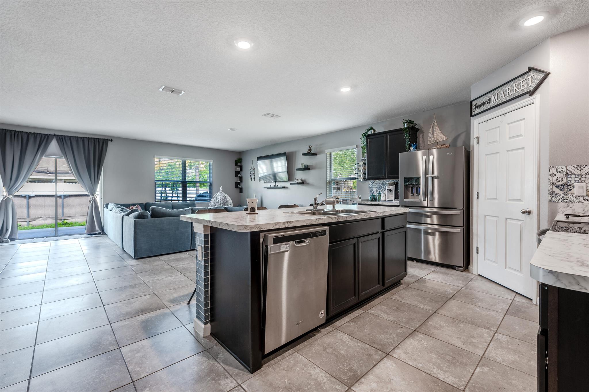 PORT ST LUCIE SECTION 7 - Residential