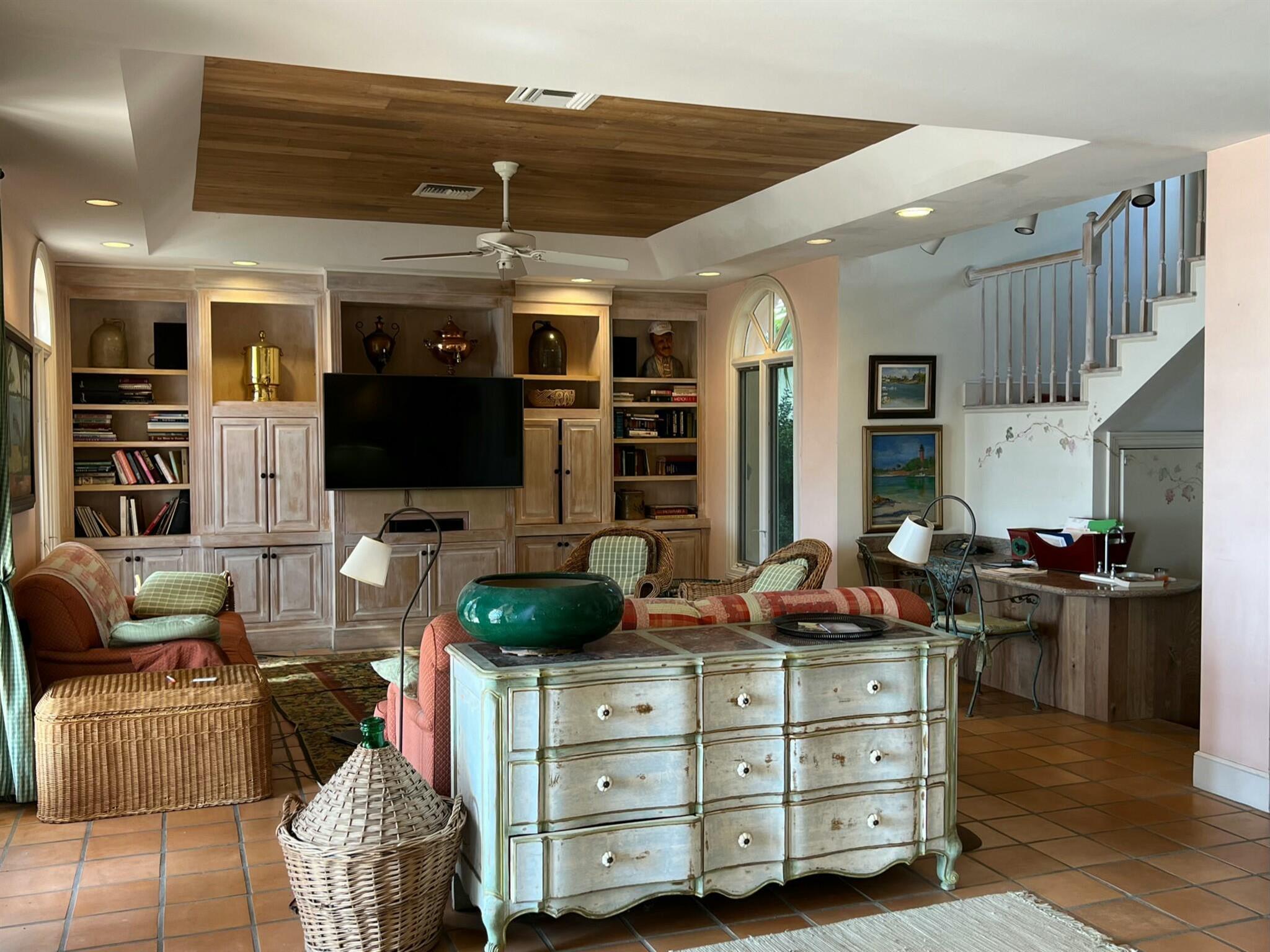 BAY HARBOR - Residential