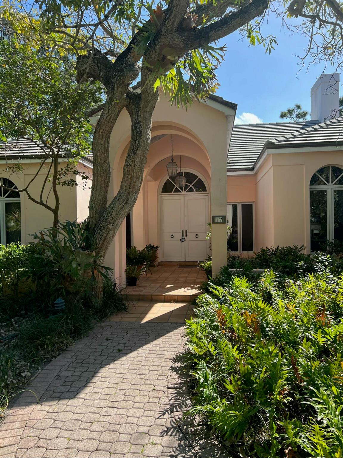 17 Bay Harbor Road