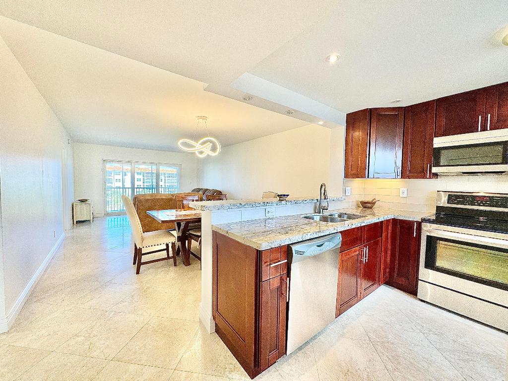 2871 N Ocean Boulevard D410