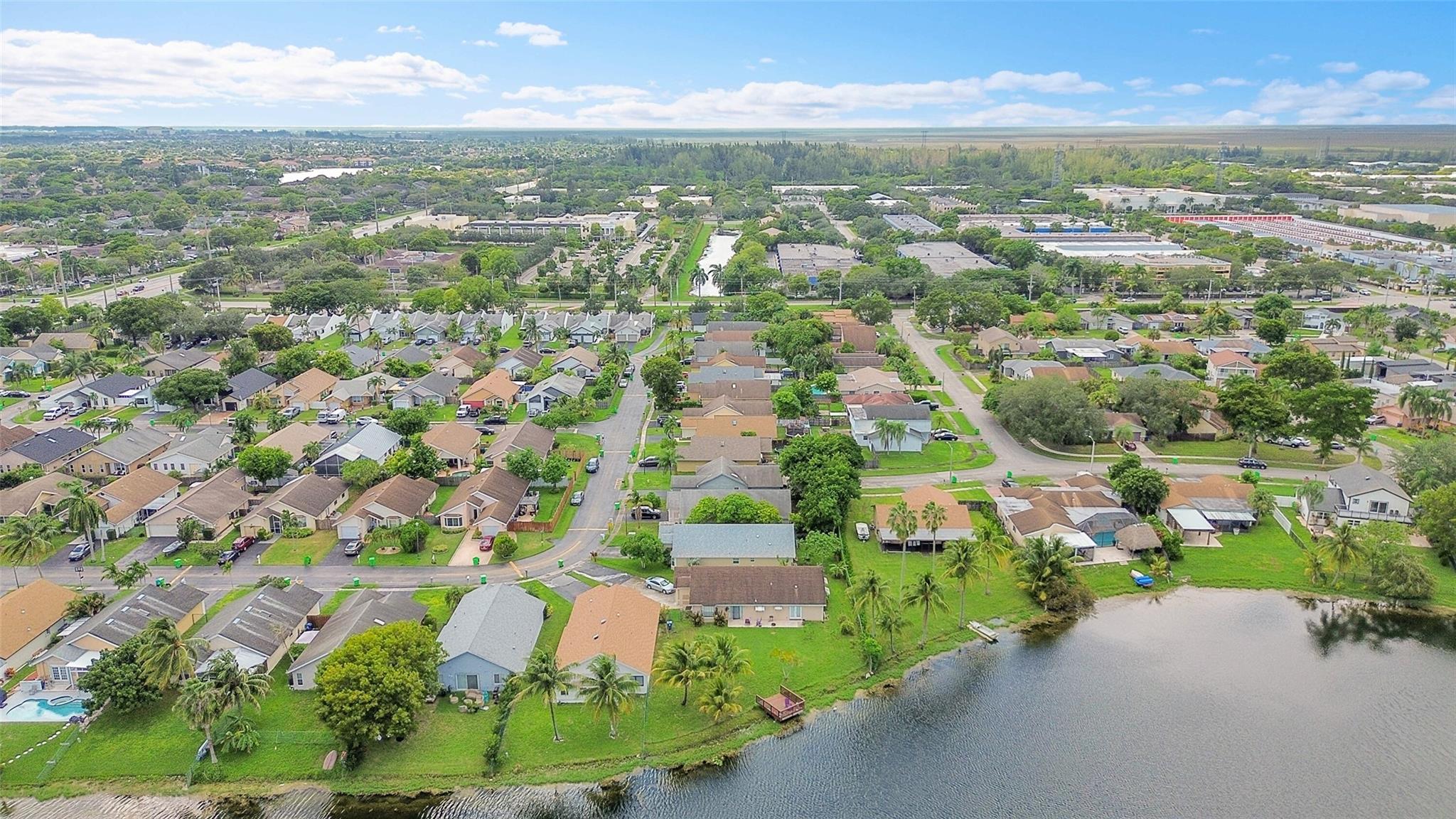 SPRINGTREE LAKES - Residential