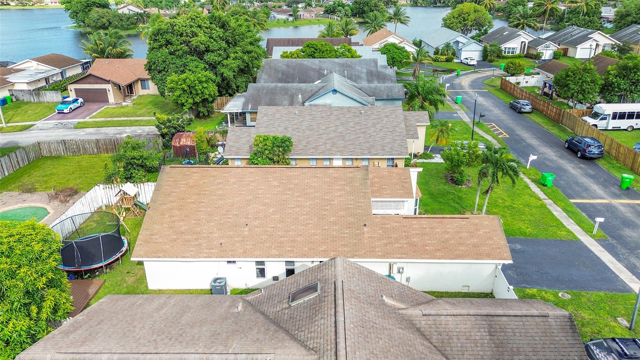 SPRINGTREE LAKES - Residential