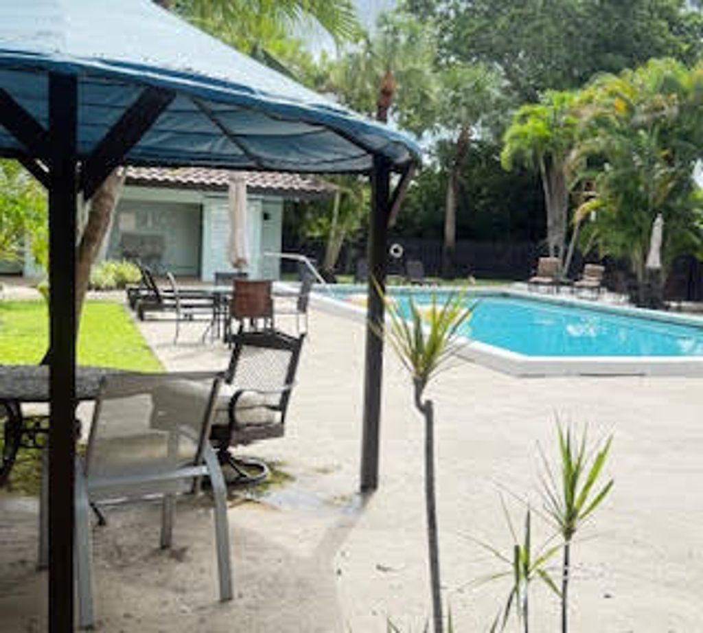 Photo of 22342 Pineapple Walk Drive, Boca Raton, FL 33433 (MLS # R11124438)