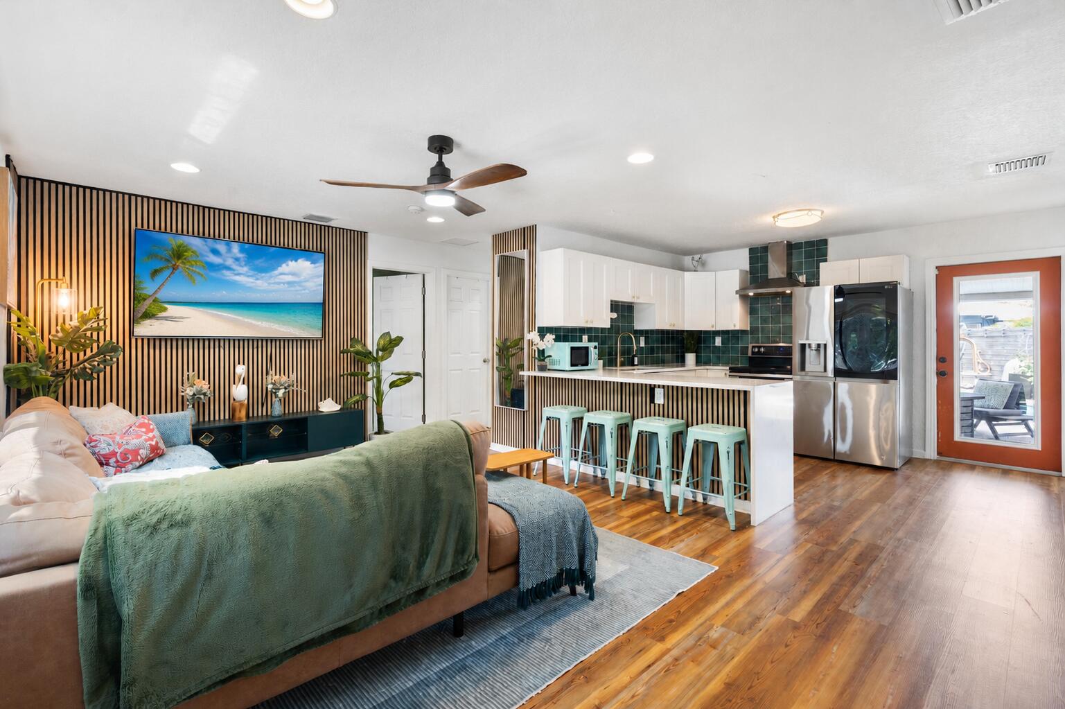 COLLIER MANOR 4TH ADD - Residential