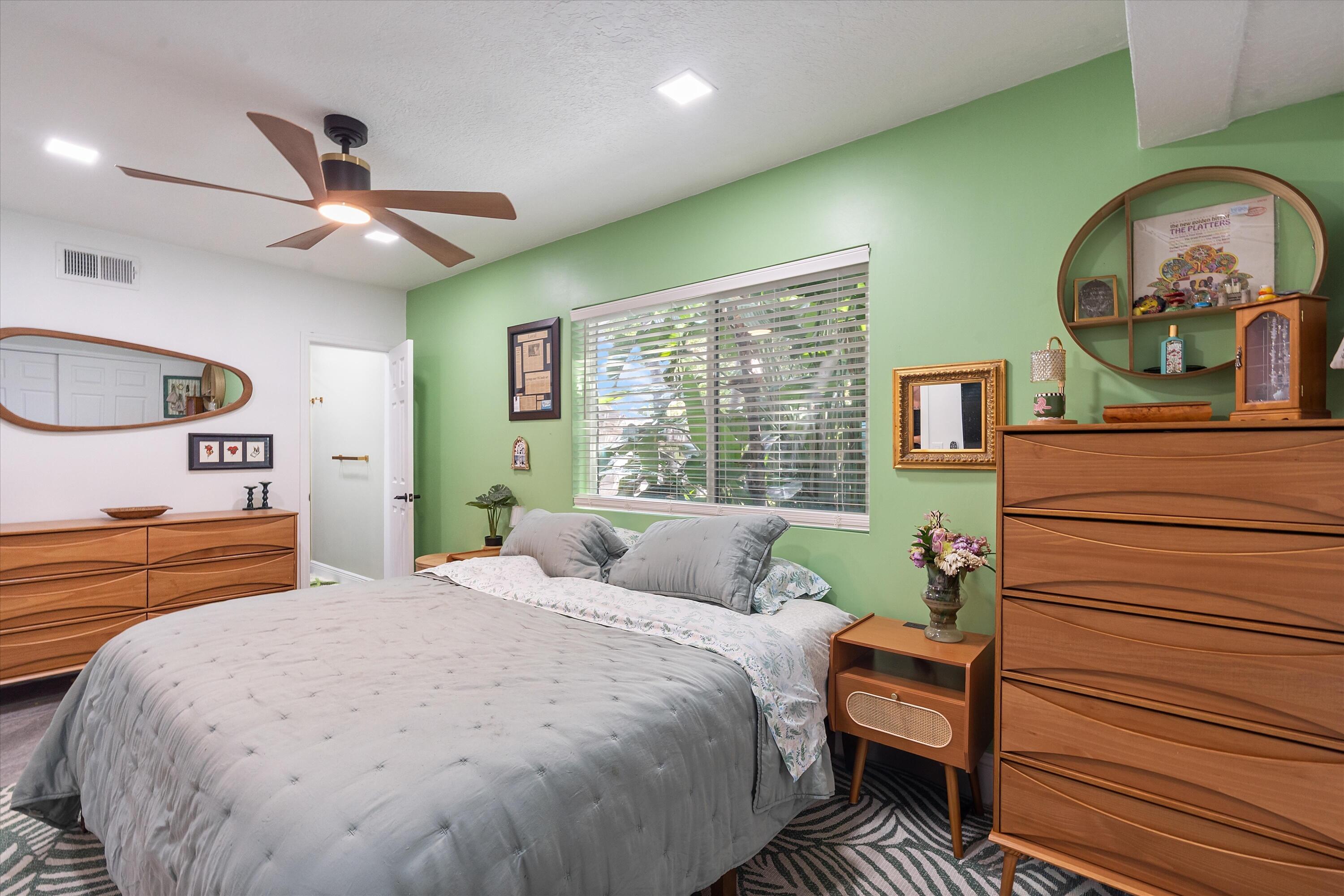 COLLIER MANOR 4TH ADD - Residential