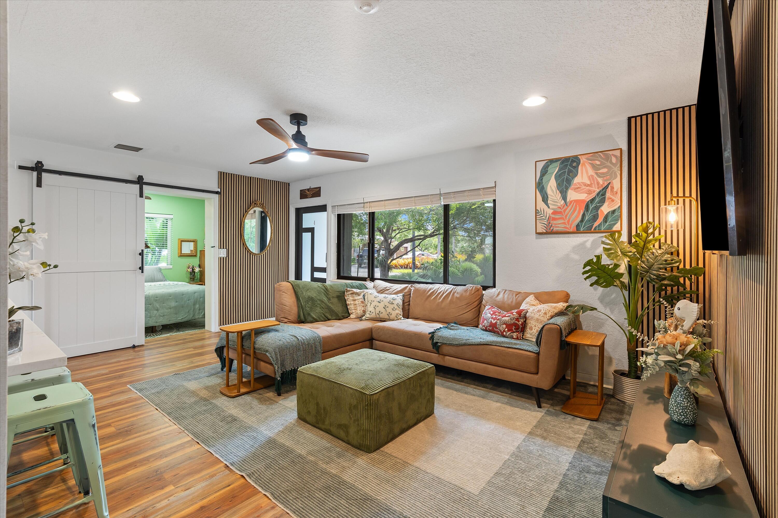 COLLIER MANOR 4TH ADD - Residential