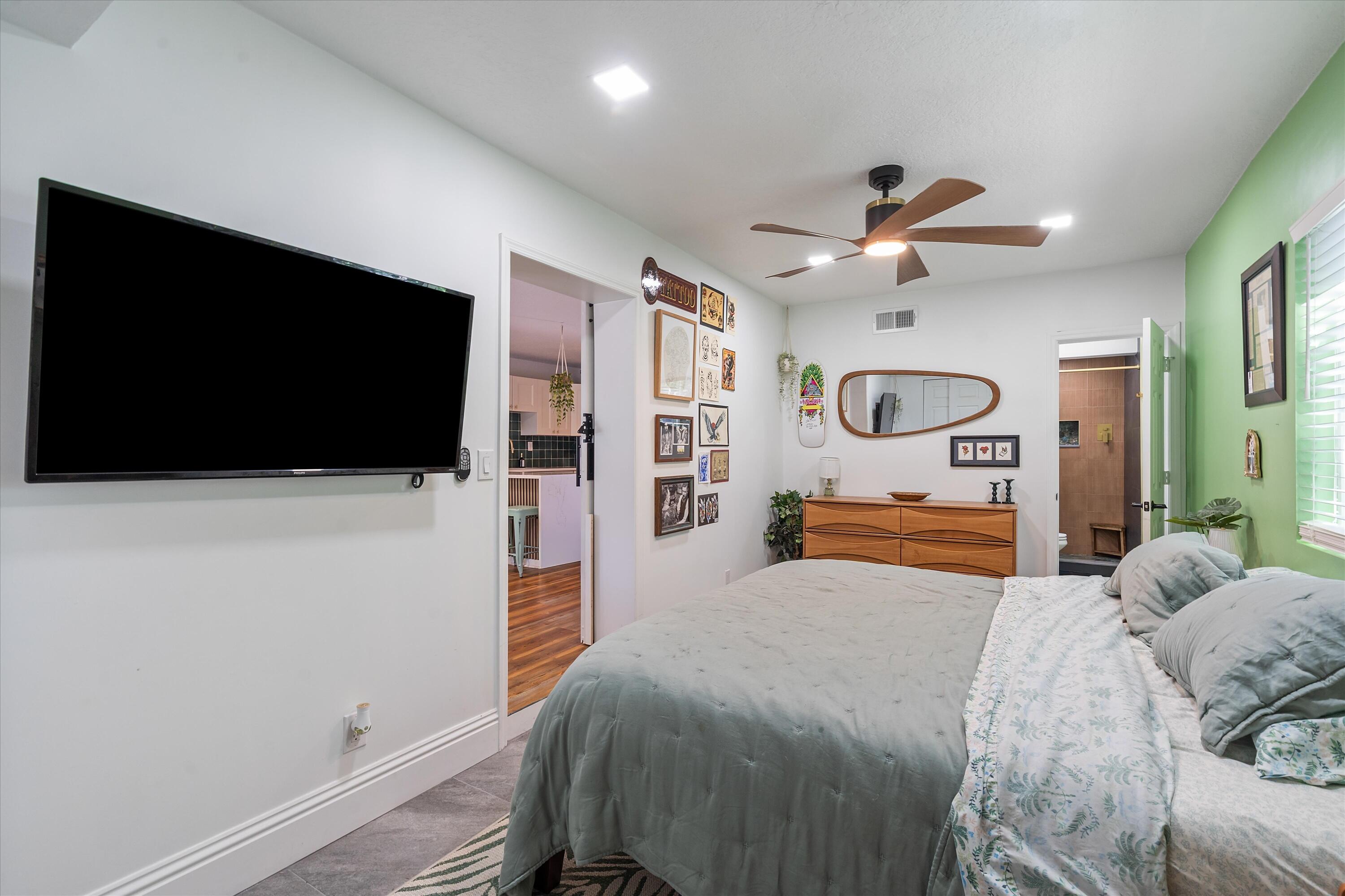COLLIER MANOR 4TH ADD - Residential