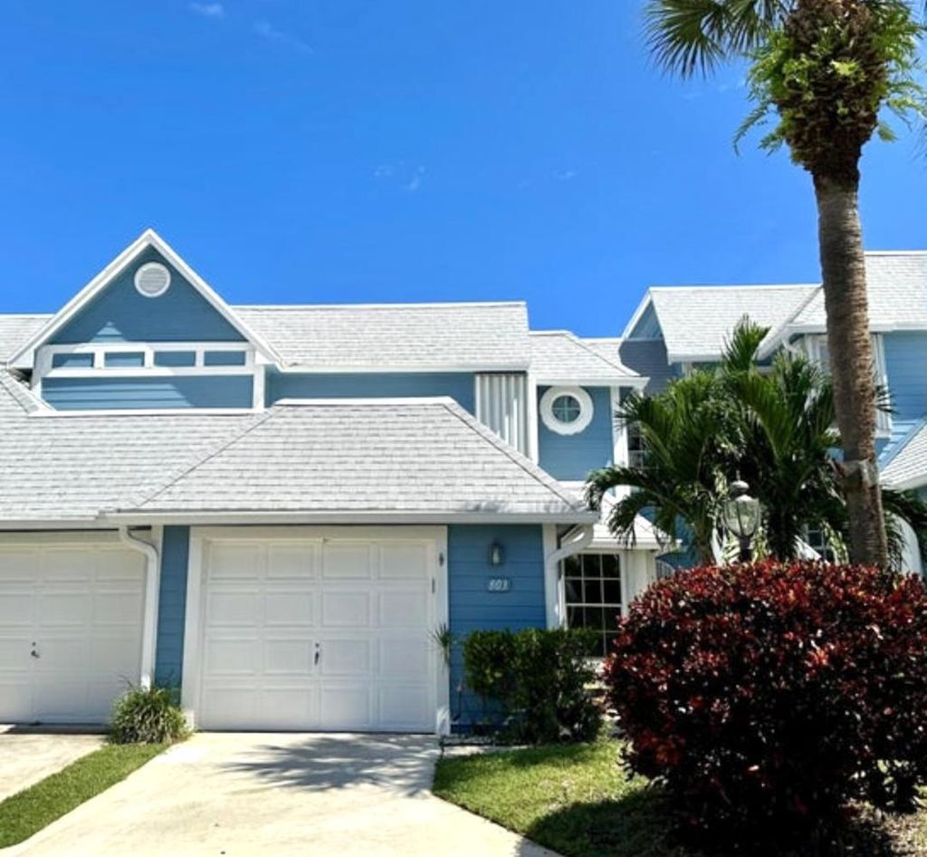 Photo of 803 Ocean Dunes Circle, Jupiter, FL 33477 (MLS # R10999014)