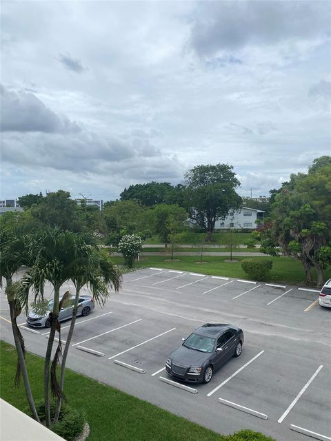 A home in Deerfield Beach