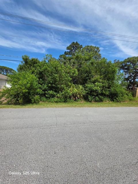 511 NW Grenada Street Port St Lucie FL 34983