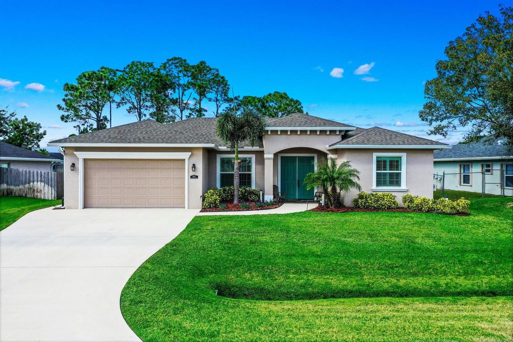 Photo of 6137 NW Densaw Terrace, Port Saint Lucie, FL 34986 (MLS # R10946522)
