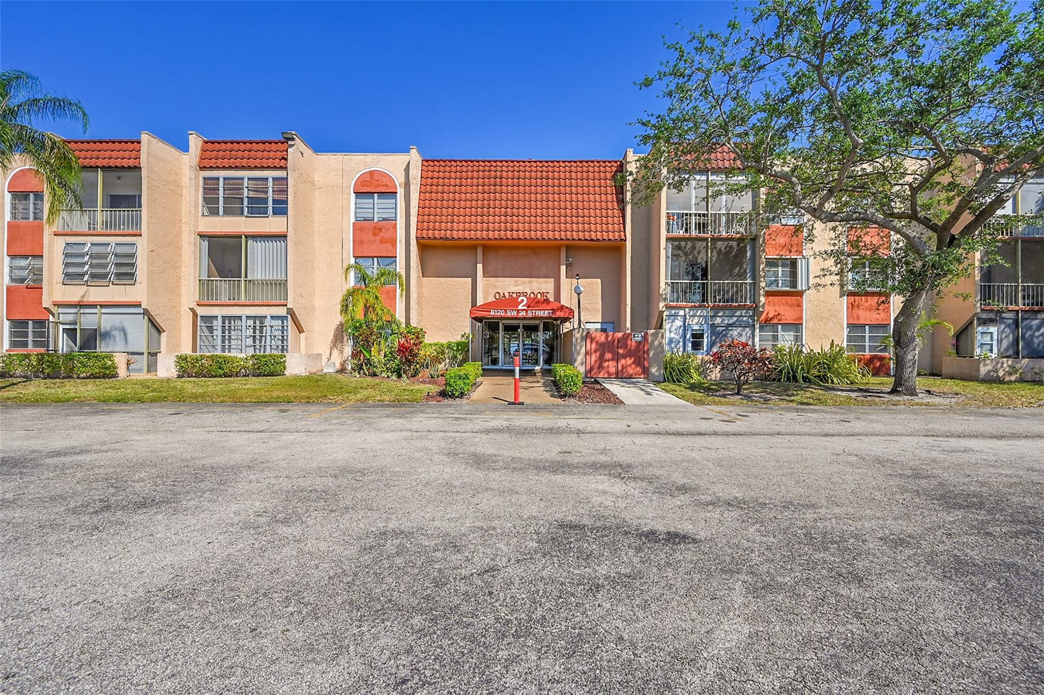 Plenty of parking space in this 55+ community. This is the property you’ve been looking for! A beautiful 2BR/2BA unit with a balcony and plenty of amenities to enjoy. It features fantastic upgrades, including tile floors in the main areas, hardwood floors in the bedrooms, nearly new kitchen cabinets (only 2 years old), granite countertops, stainless steel appliances, and more. Furniture is also available for sale. Just move in and enjoy!"