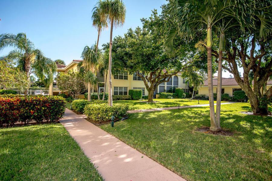 TIERRA DEL SOL CONDO - Residential