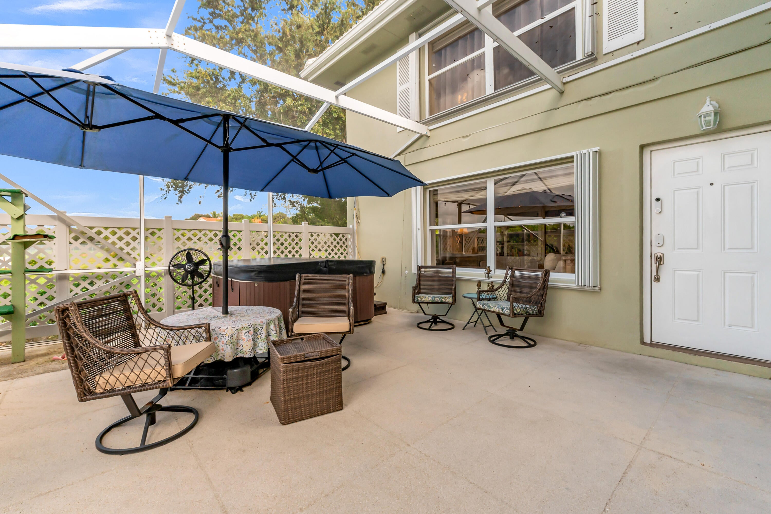1928 Stratford Way 38D