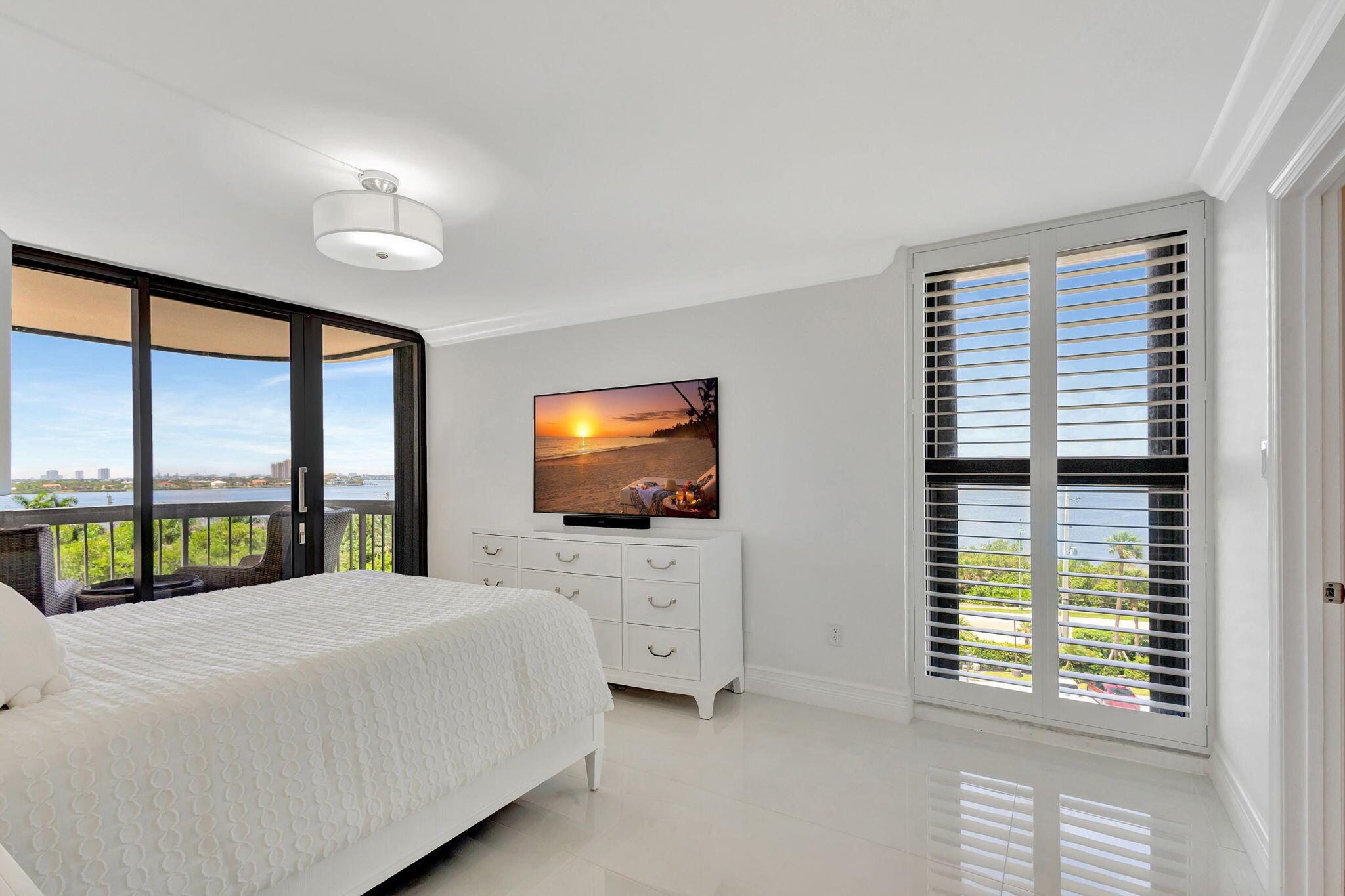 EASTPOINTE CONDO - Residential