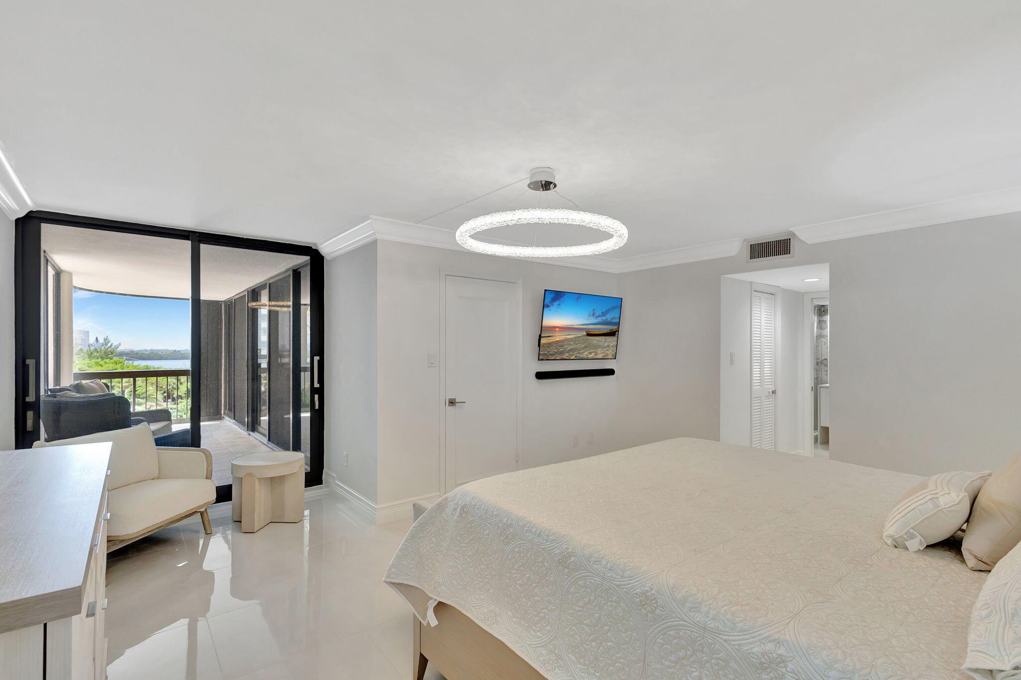 EASTPOINTE CONDO - Residential