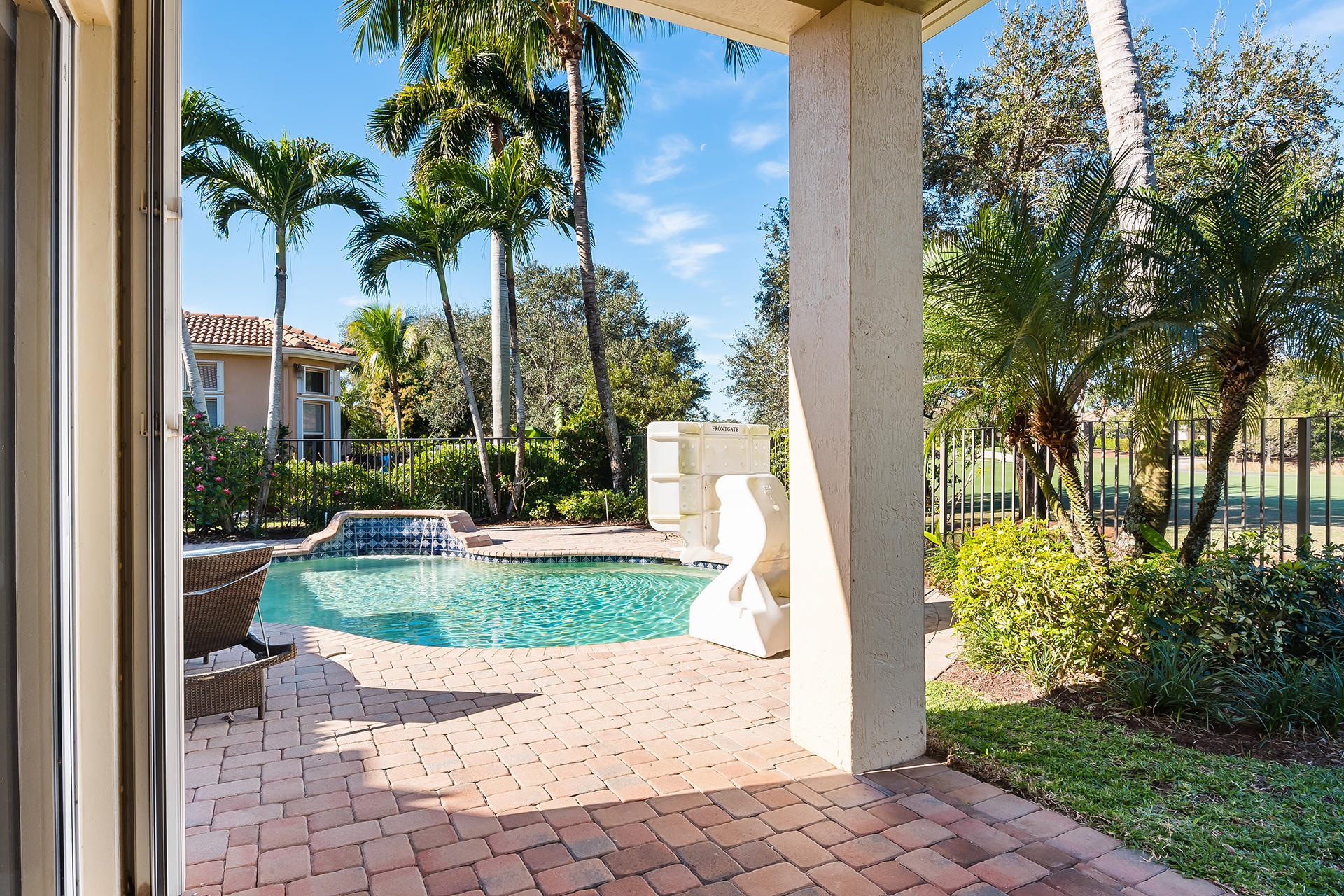Mizner Country Club - Residential