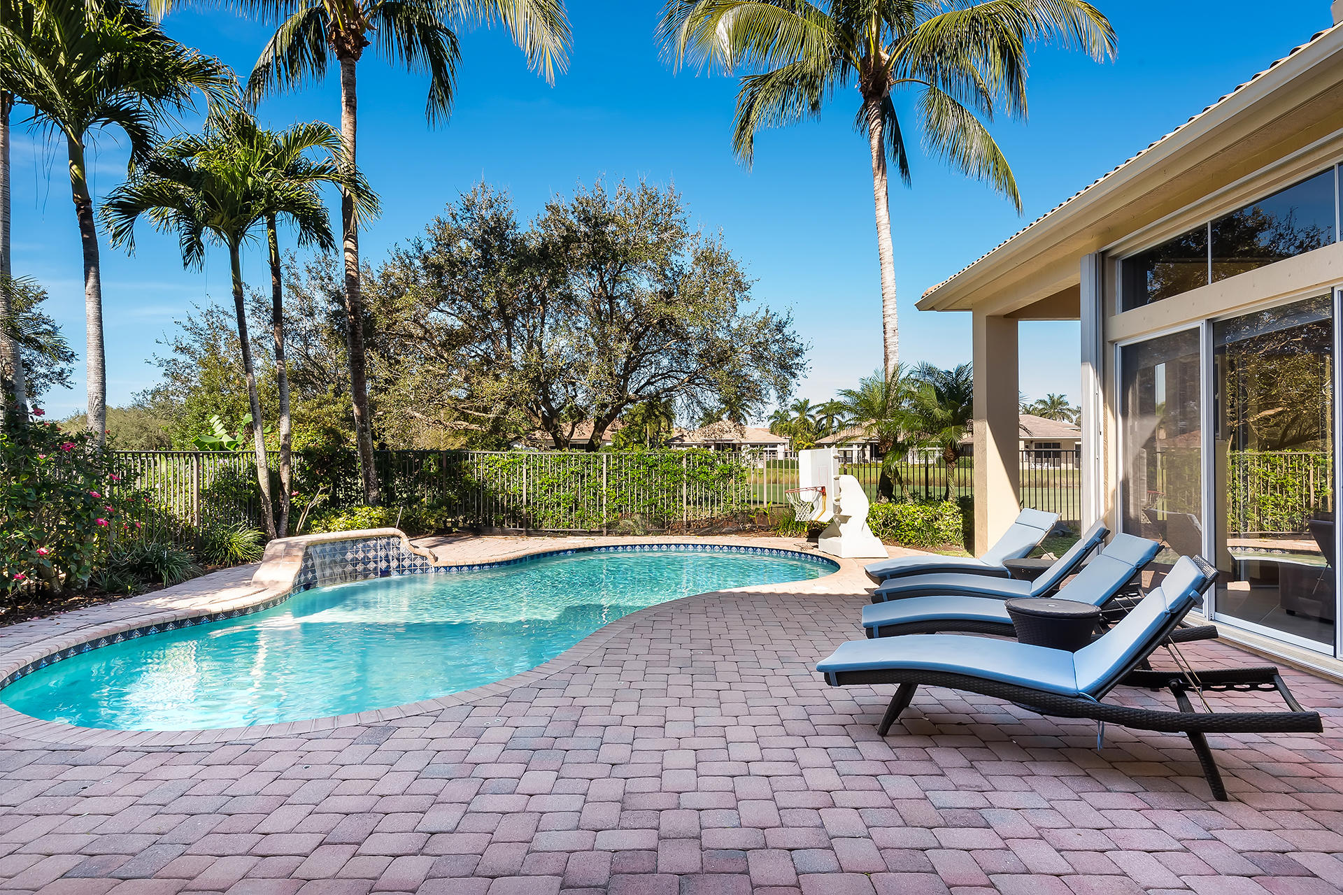 Mizner Country Club - Residential