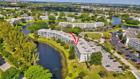Tiny photo for 2157 Cambridge G #2157, Deerfield Beach, FL 33442 (MLS # B26048675)
