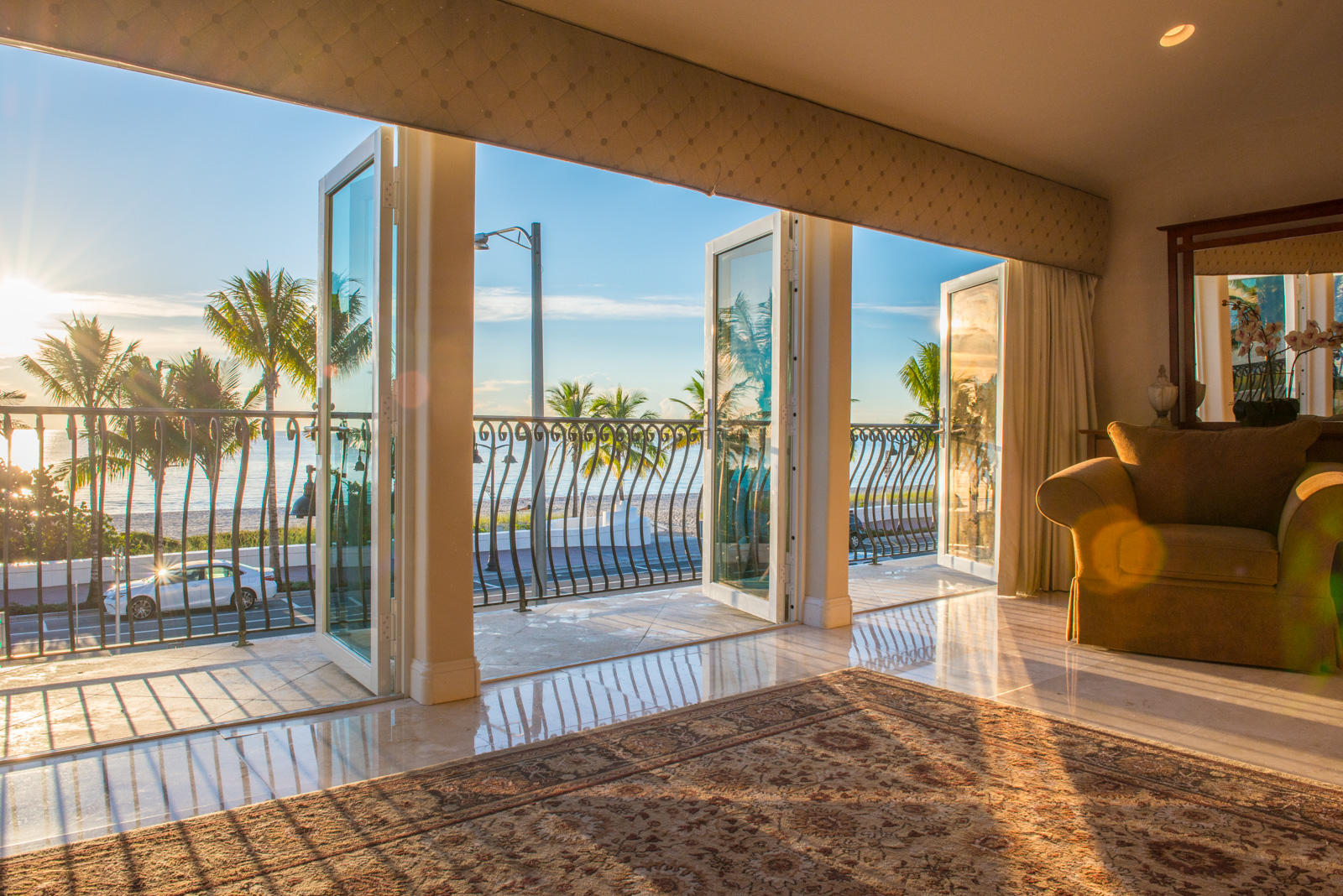 LAS OLAS BY THE SEA EXT - Residential