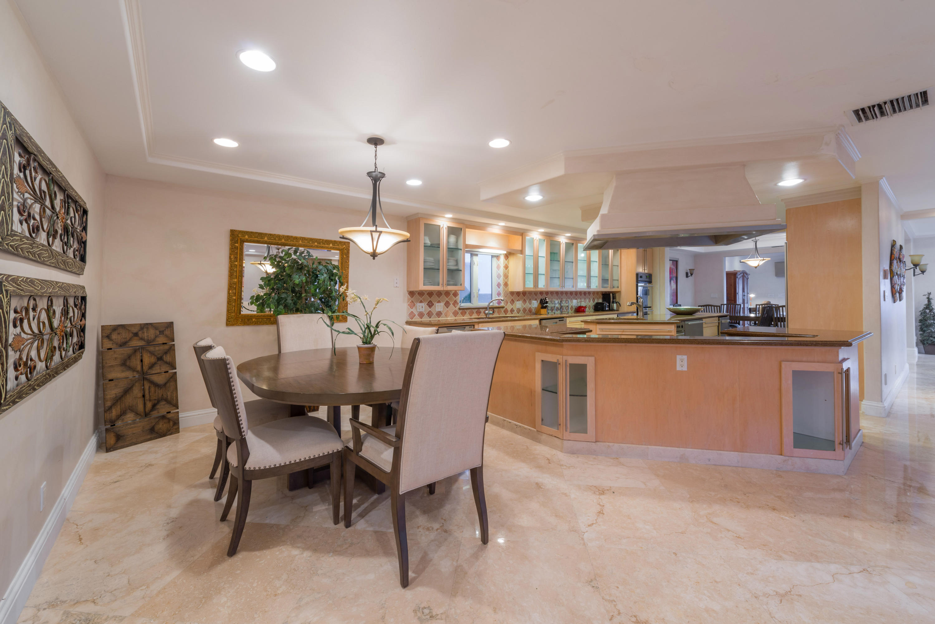 LAS OLAS BY THE SEA EXT - Residential