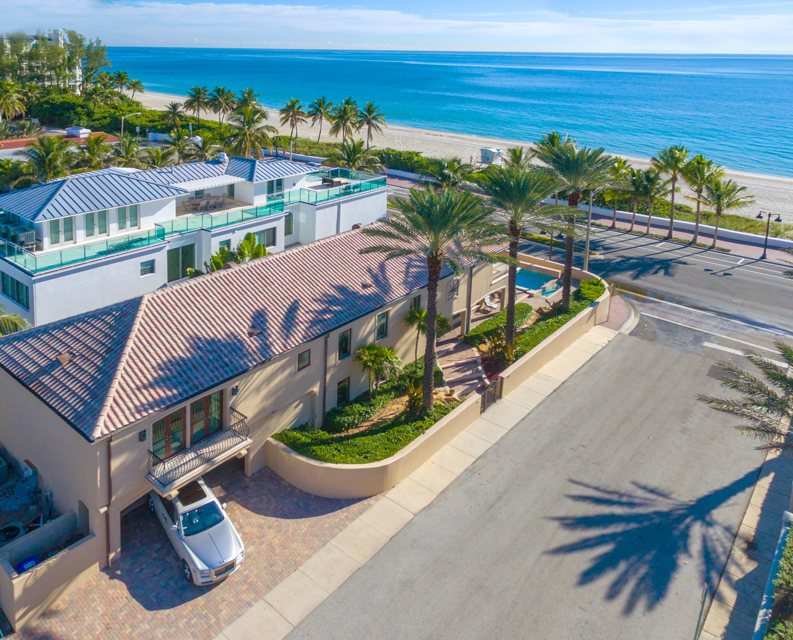 LAS OLAS BY THE SEA EXT - Residential