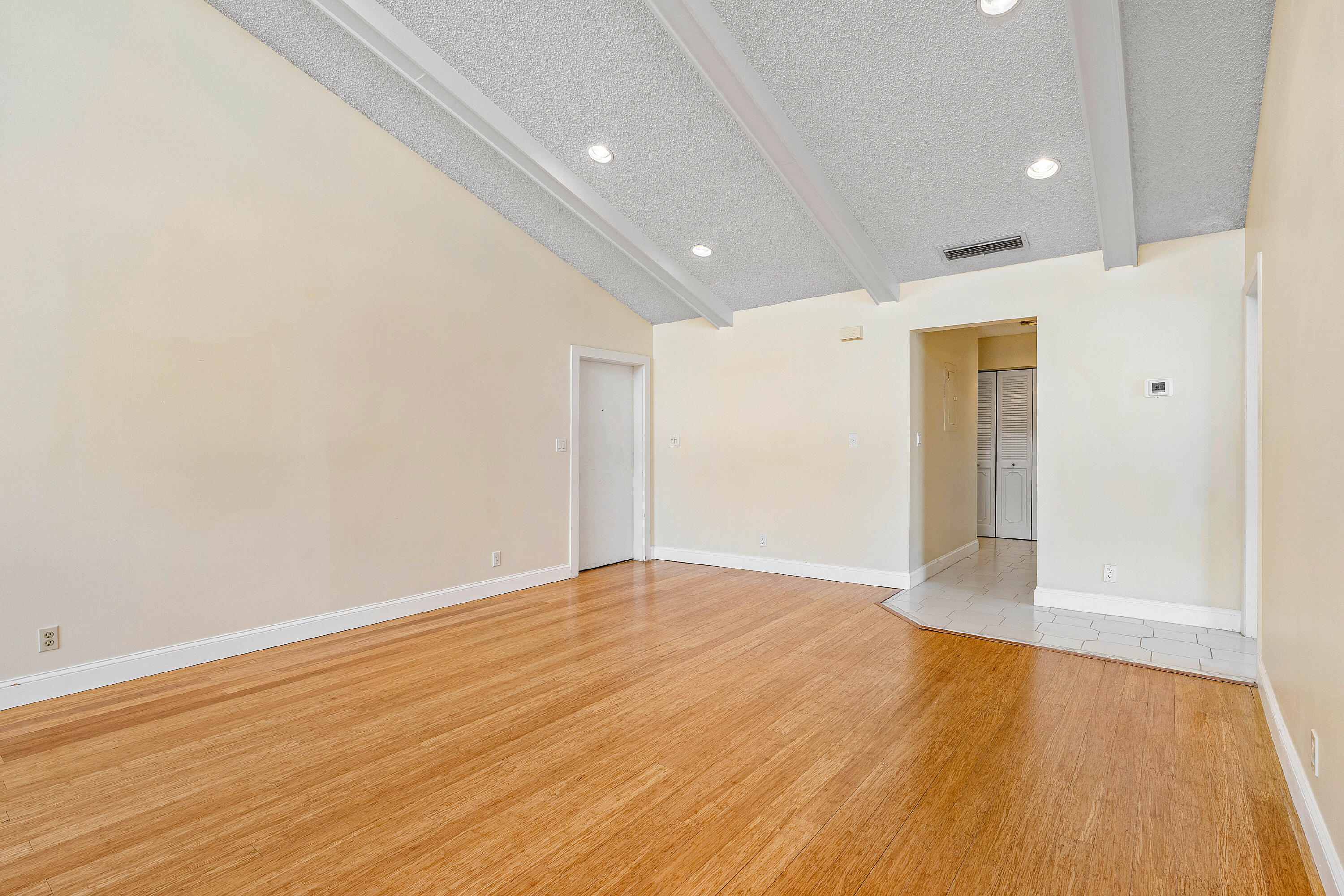 LAKES OF WOODHAVEN I AND II CONDO - Residential