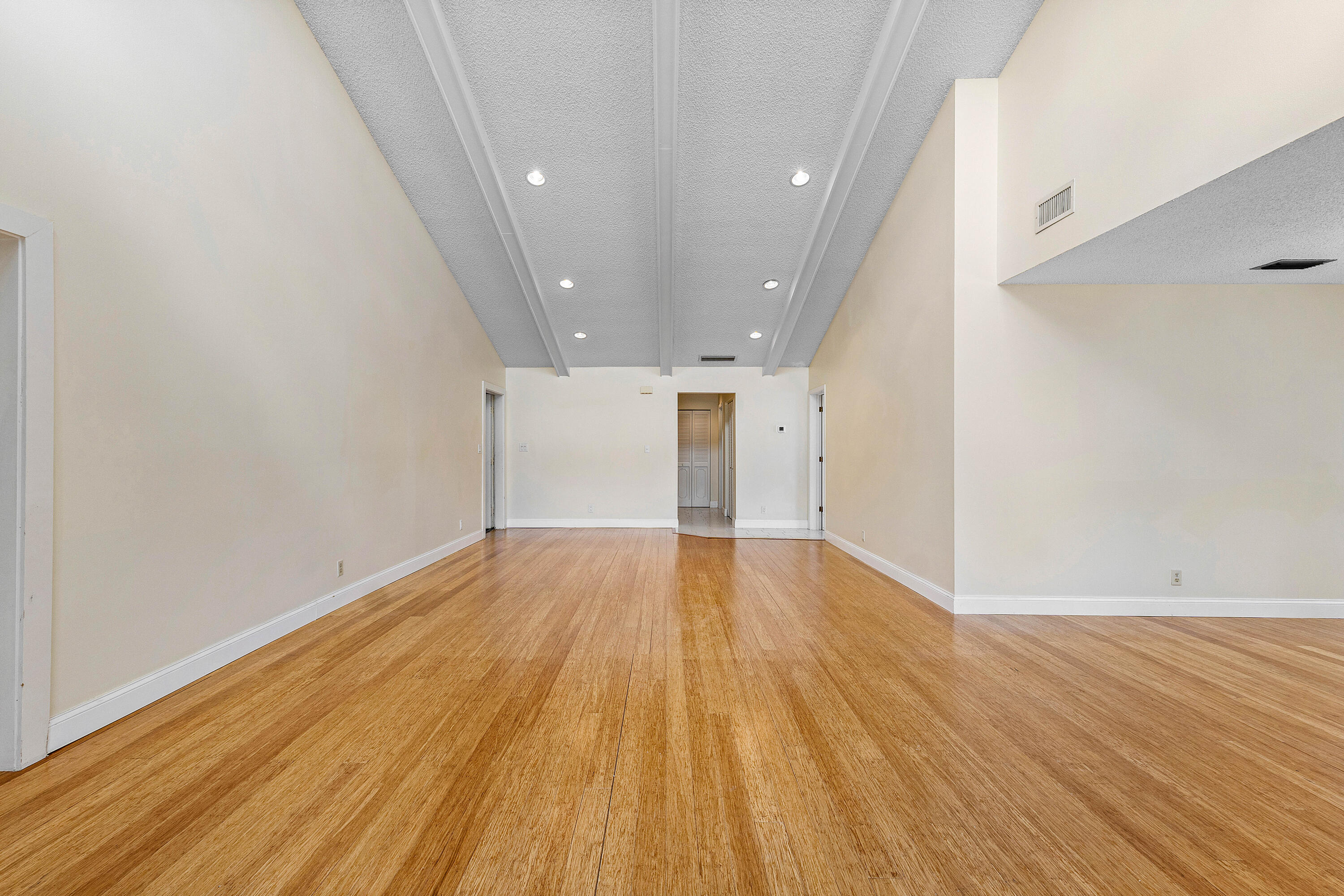 LAKES OF WOODHAVEN I AND II CONDO - Residential