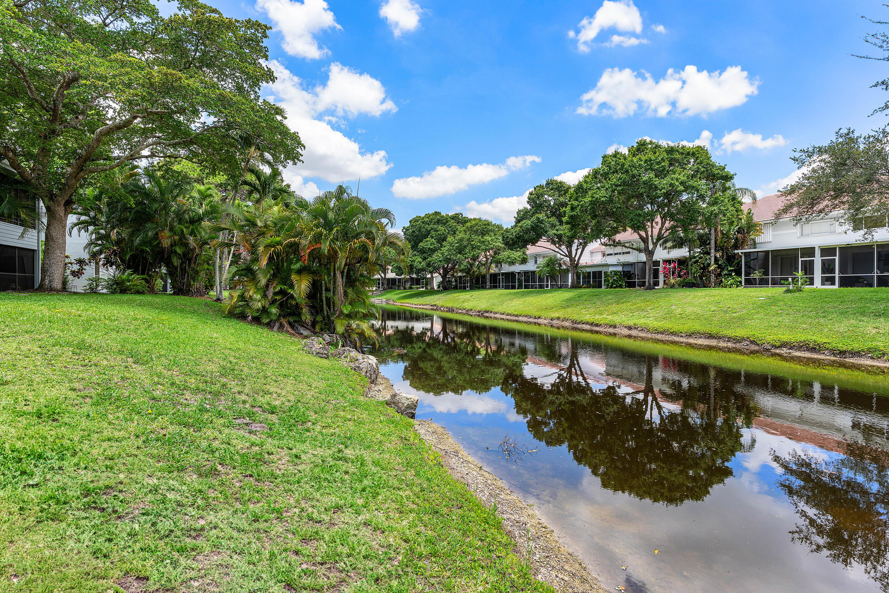LAKES OF WOODHAVEN I AND II CONDO - Residential