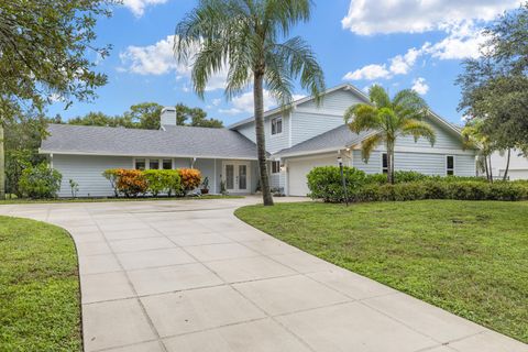 Photo of 6595 Wood Lake Road, Jupiter, FL 33458 (MLS # R11131386)