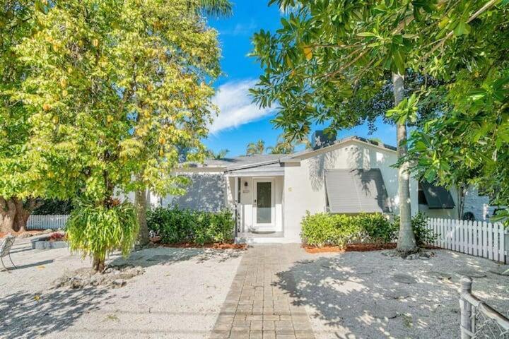 DELRAY BEACH - Residential Lease