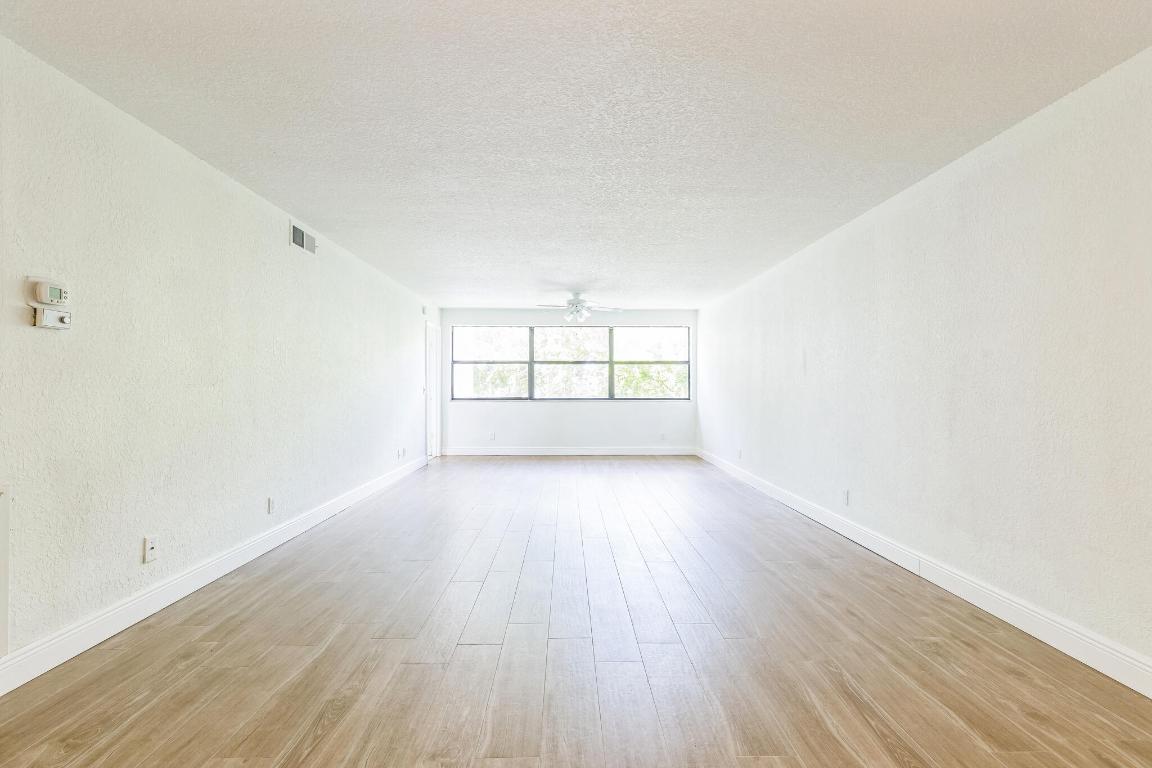 SUNRISE LAKES 183 CONDO - Residential