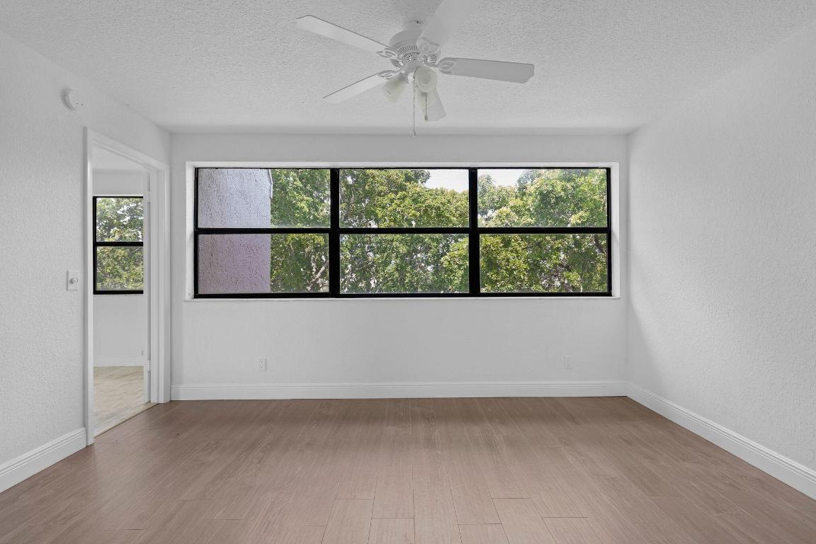 SUNRISE LAKES 183 CONDO - Residential