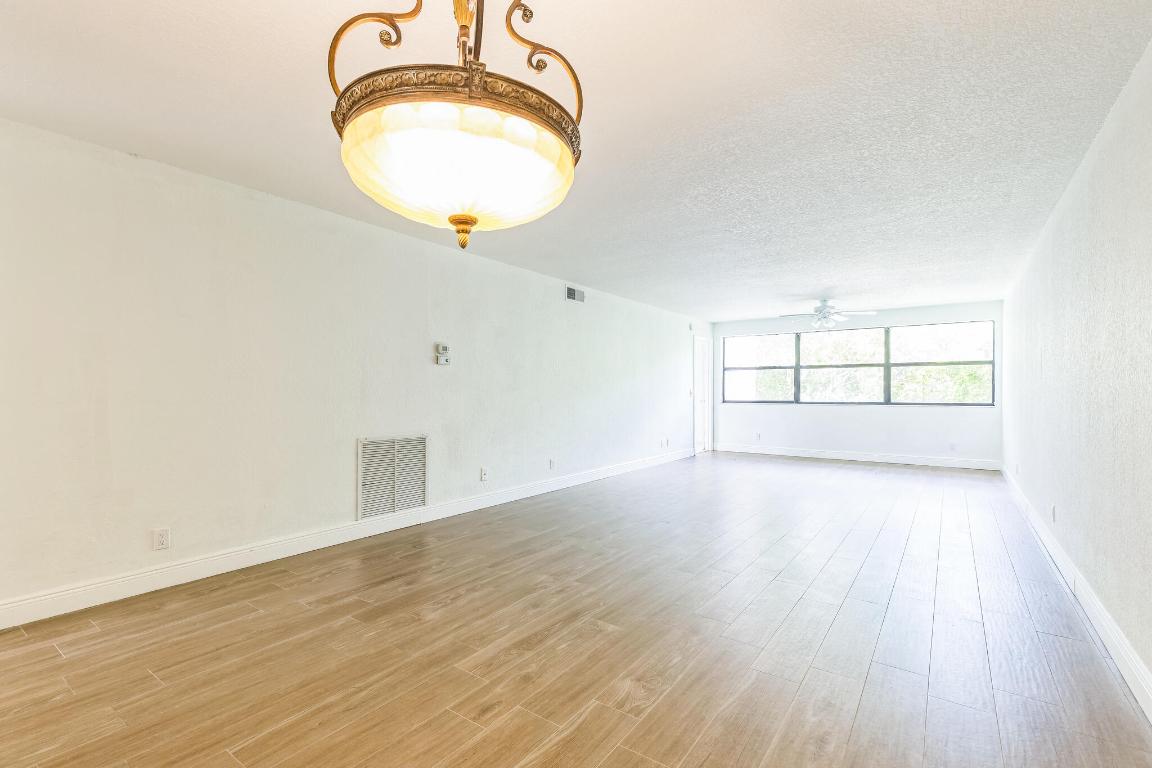 SUNRISE LAKES 183 CONDO - Residential