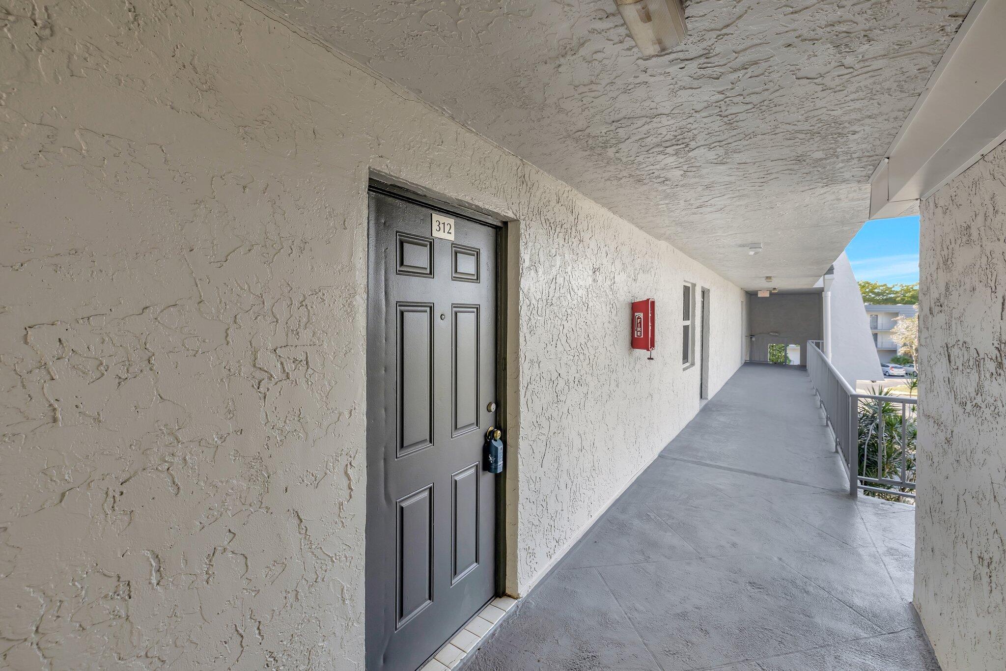 LIME BAY CONDOMINIUM 6 - Residential
