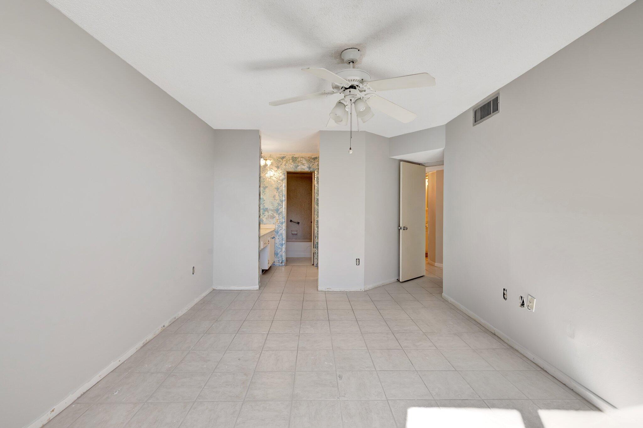 LIME BAY CONDOMINIUM 6 - Residential