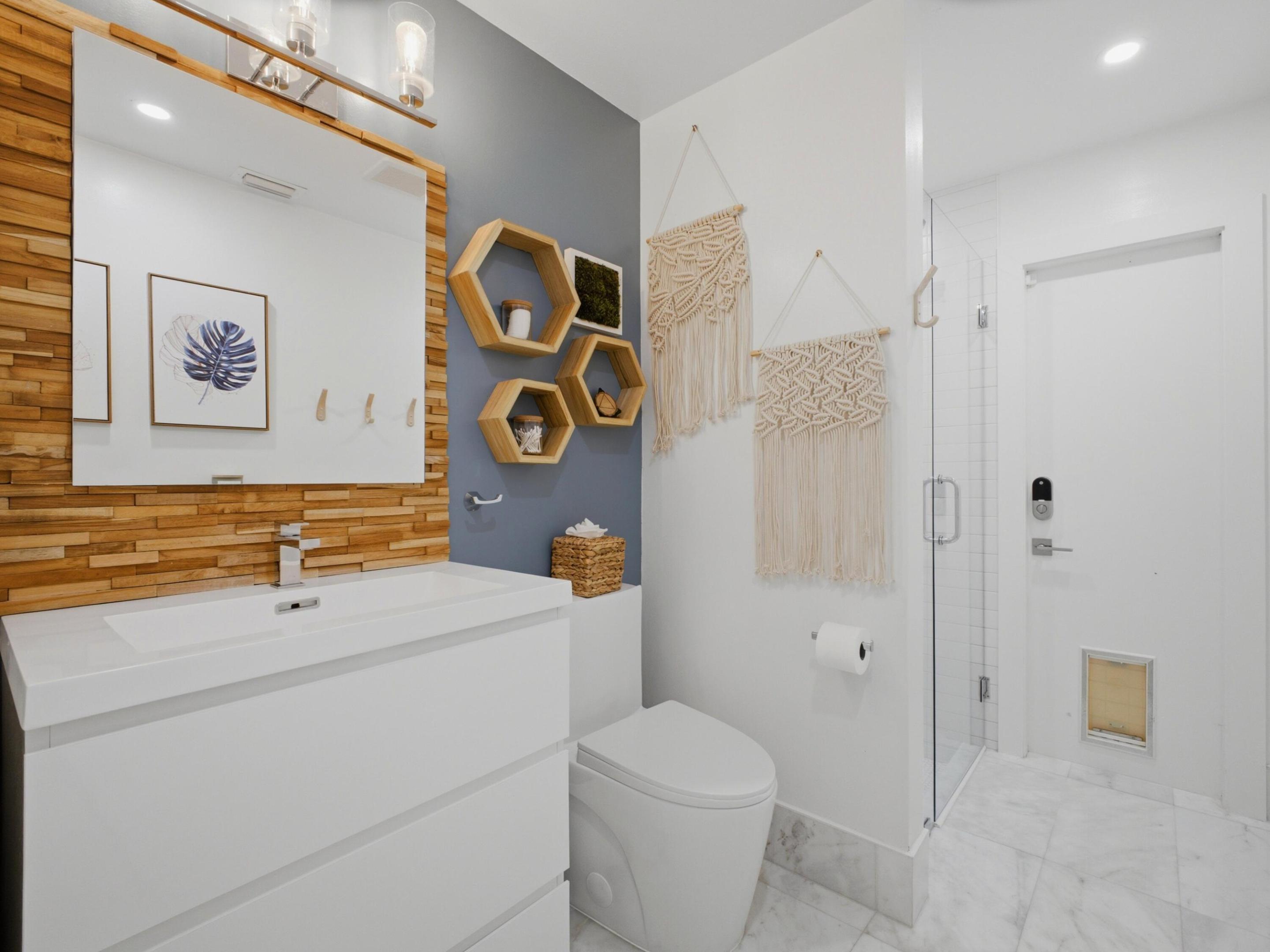 BARRWOOD - Residential