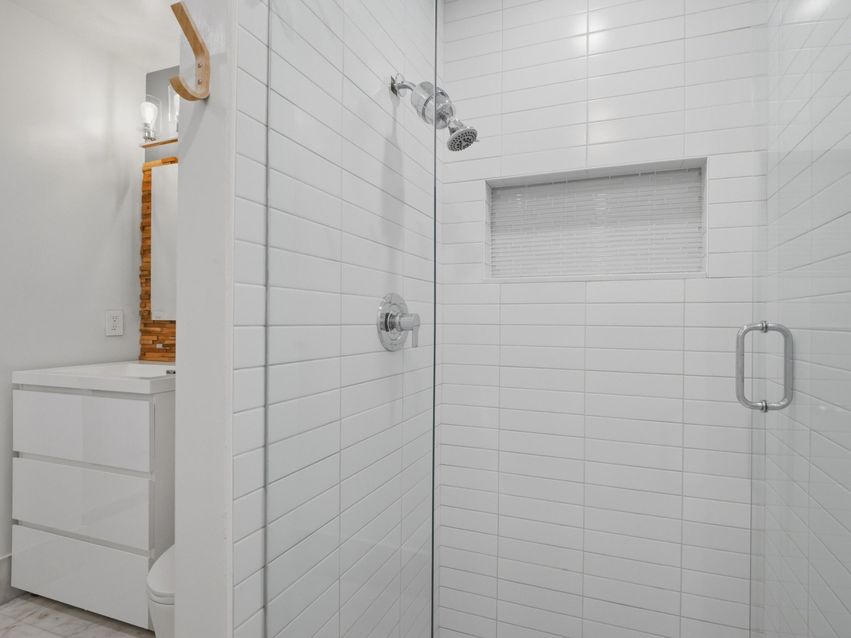 BARRWOOD - Residential