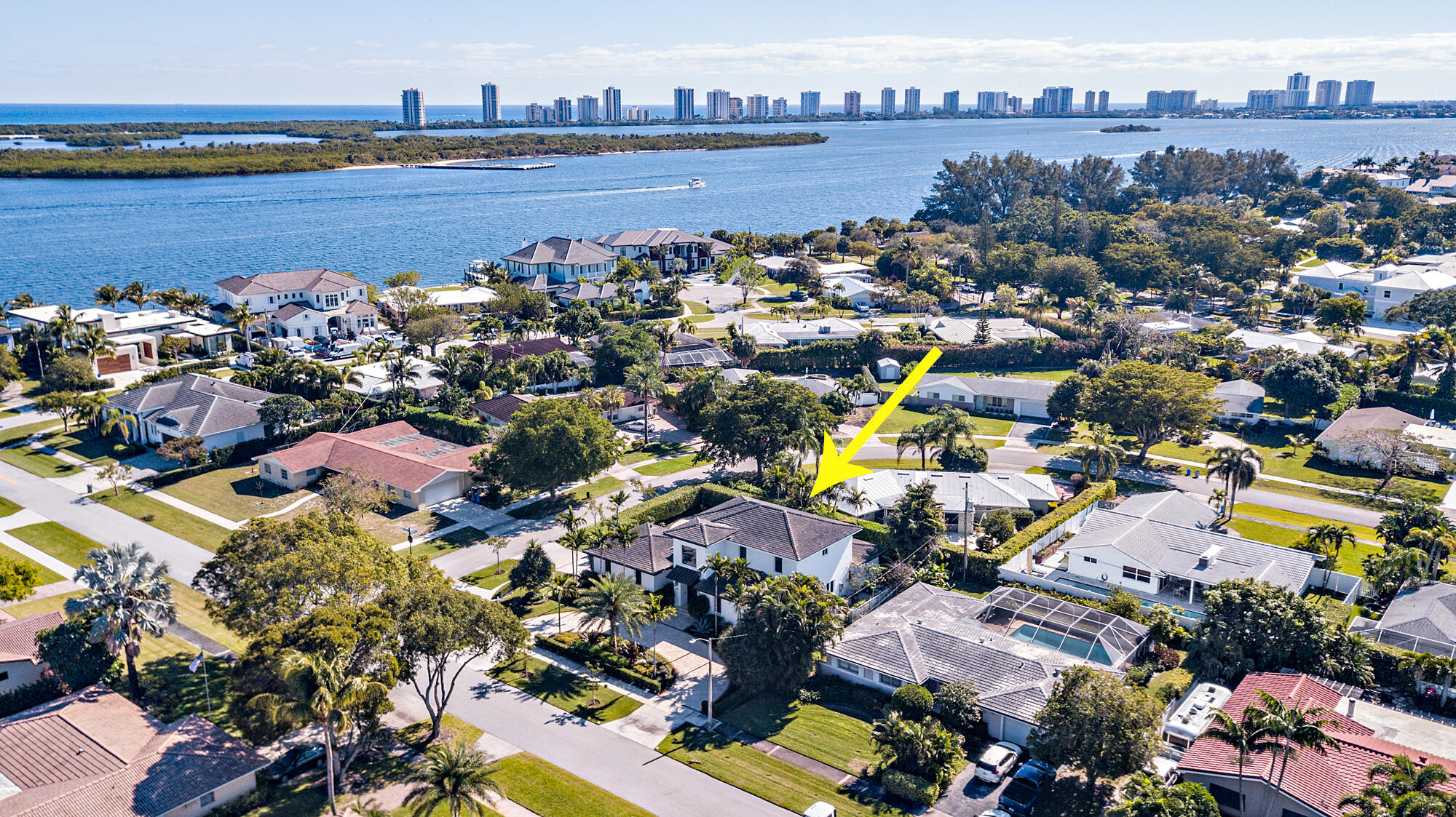 YACHT CLUB - Residential