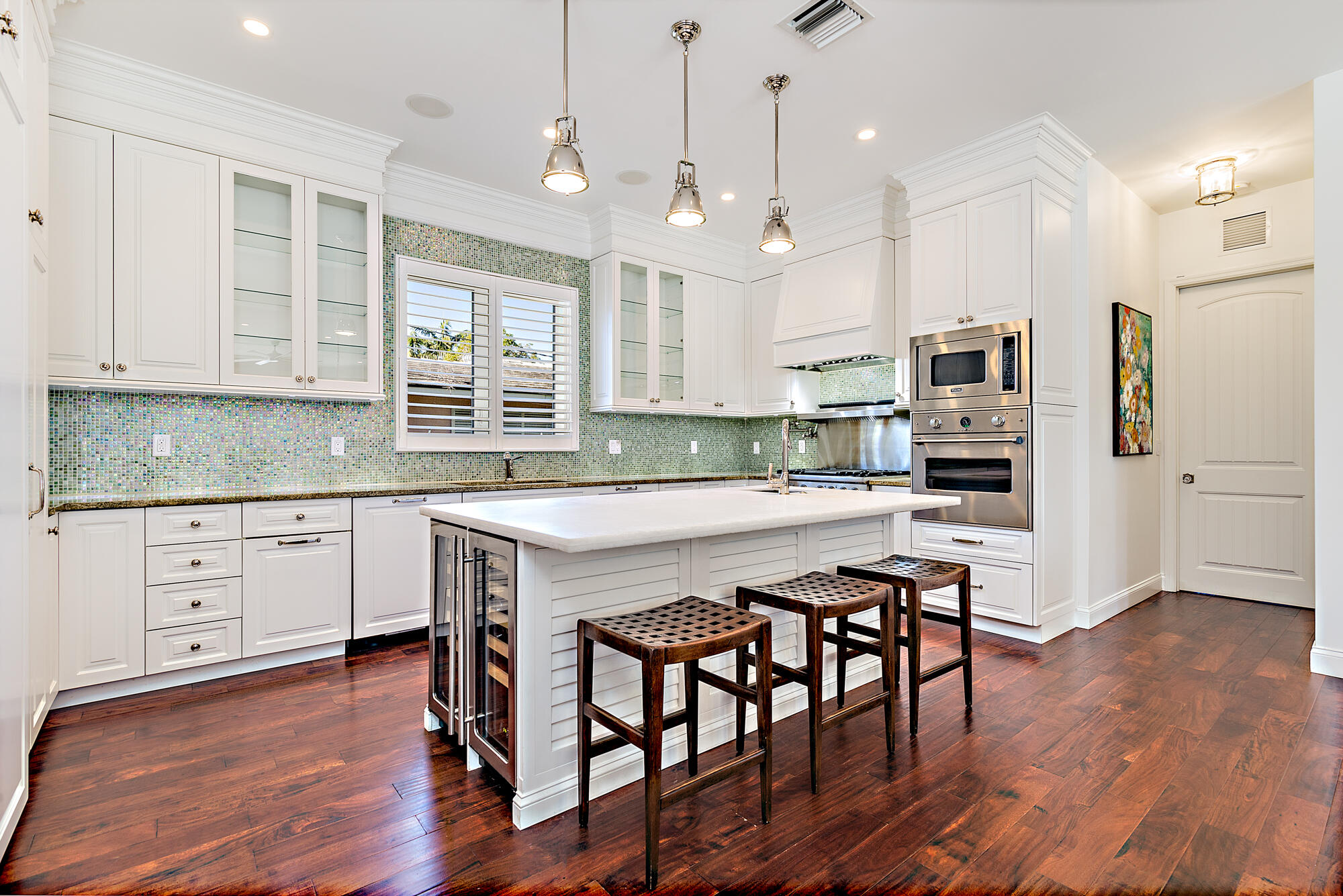 YACHT CLUB - Residential