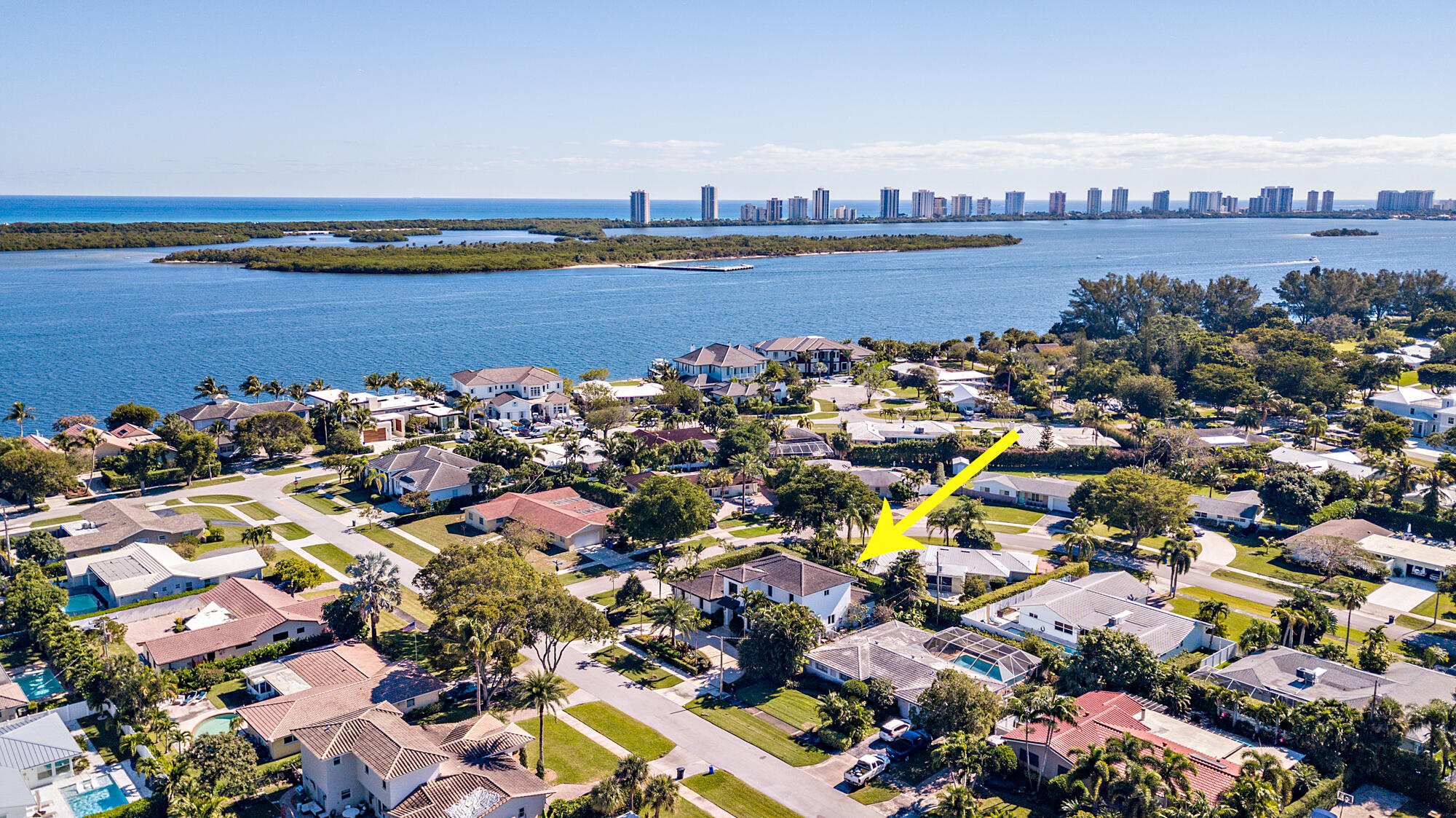 YACHT CLUB - Residential