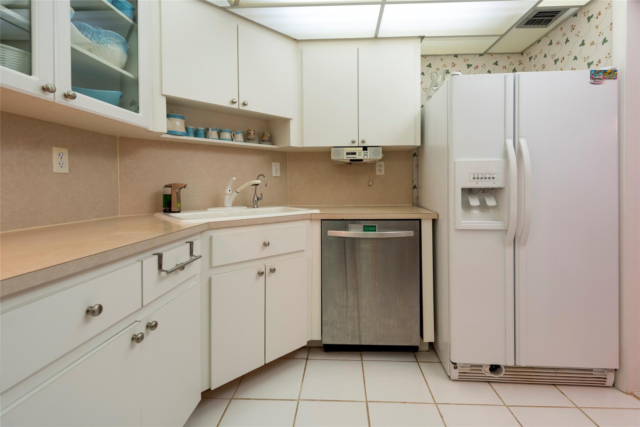 Ocean Club Condo - Residential Lease