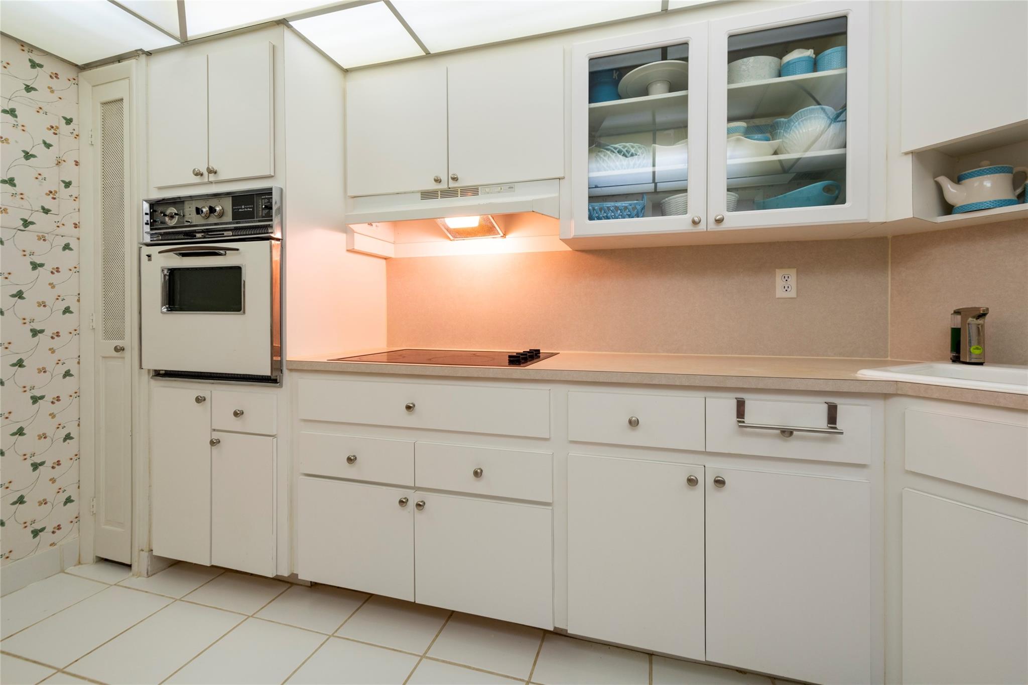 Ocean Club Condo - Residential Lease