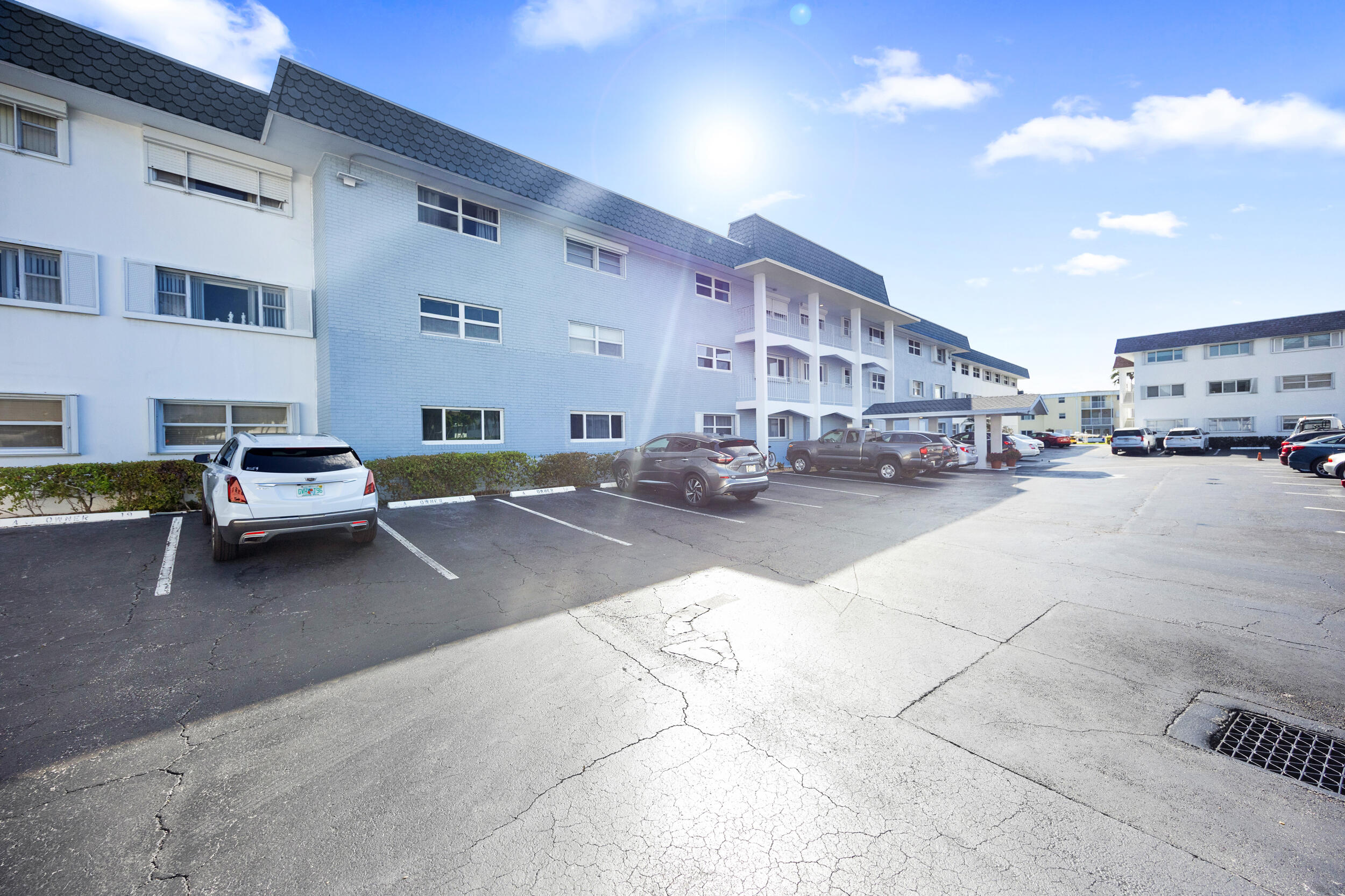 SHORE CLUB APTS A INC - Residential