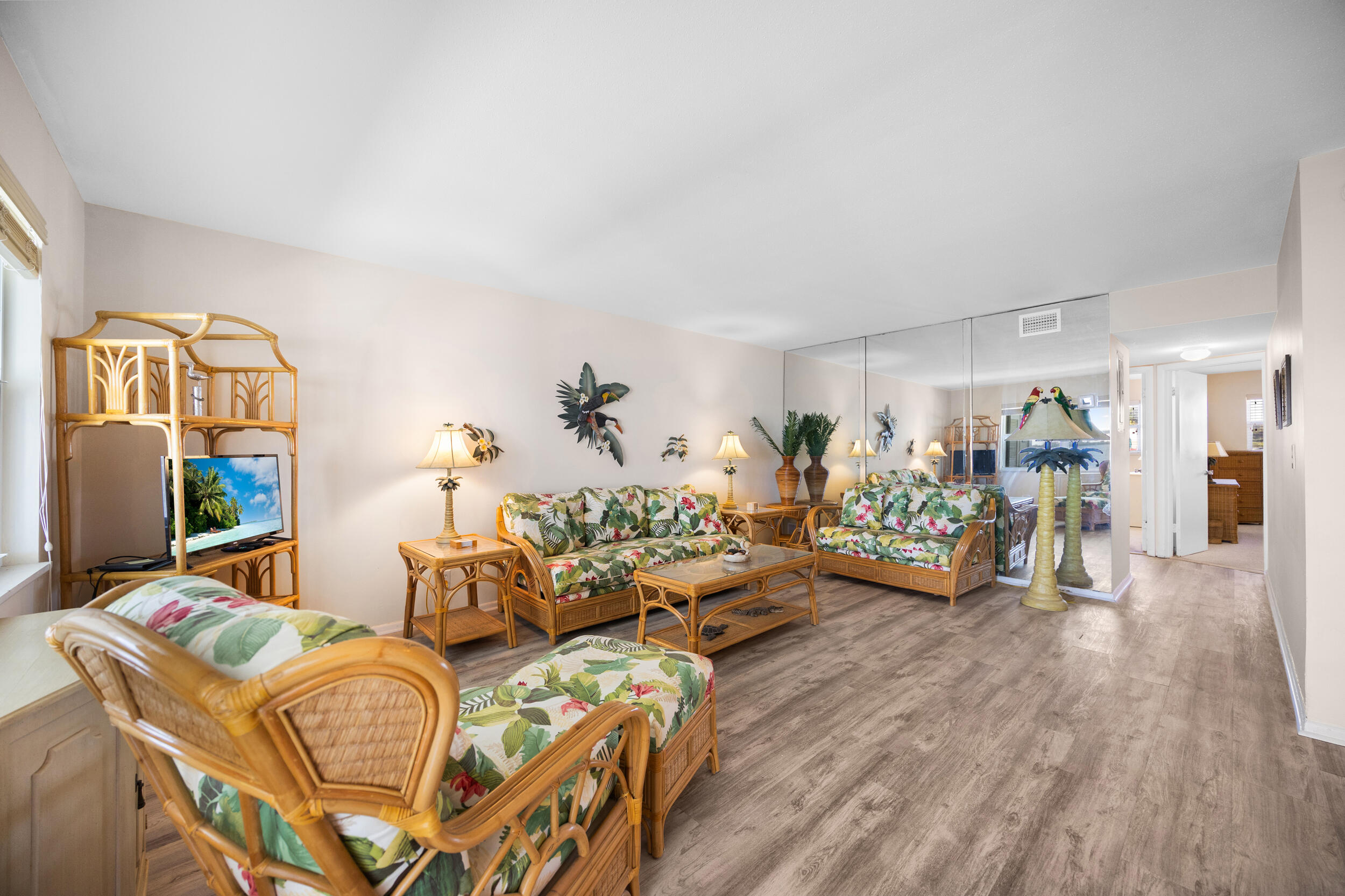 SHORE CLUB APTS A INC - Residential